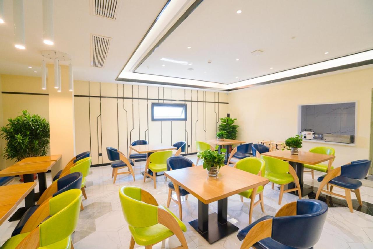 Hotel Ibis Styles Fuzhou Wuyi Square Zewnętrze zdjęcie